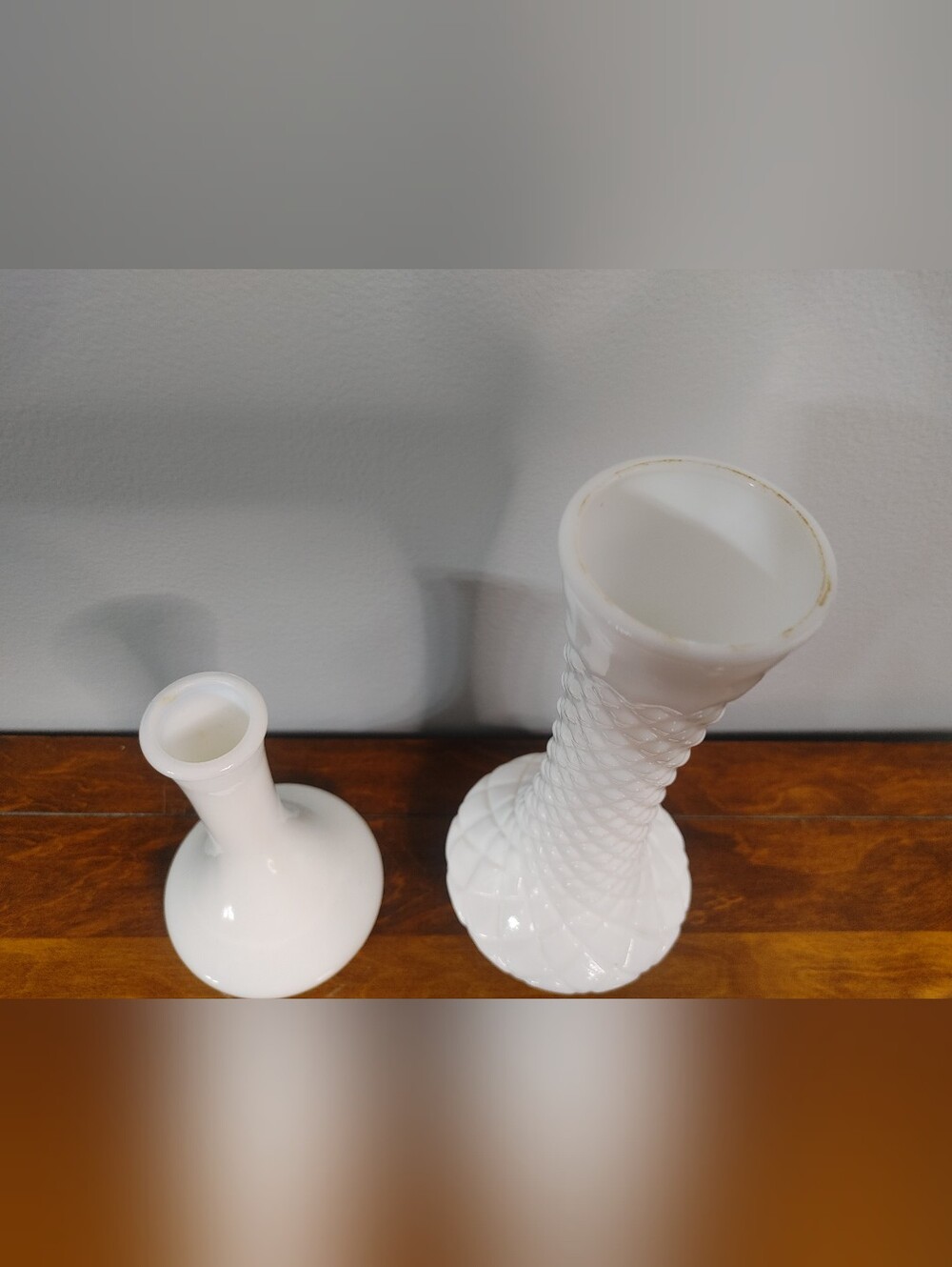 Set of 2 Vintage Milk Glass Vases - Picture 2 of 7